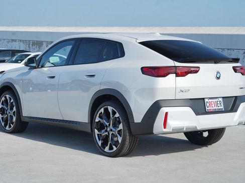 New 2026 BMW X2 xDrive28i w/ Technology Package AWD/4WD image 7