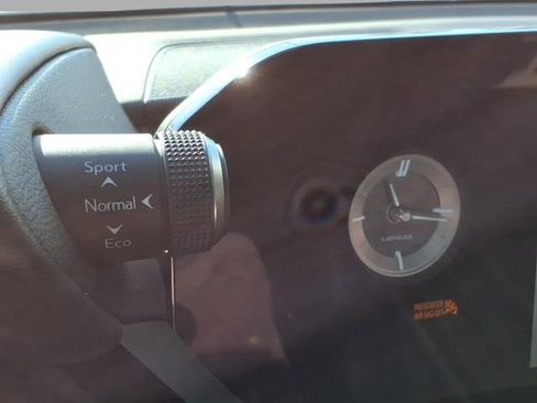 Certified 2023 Lexus ES 350 w/ Premium Package image 22