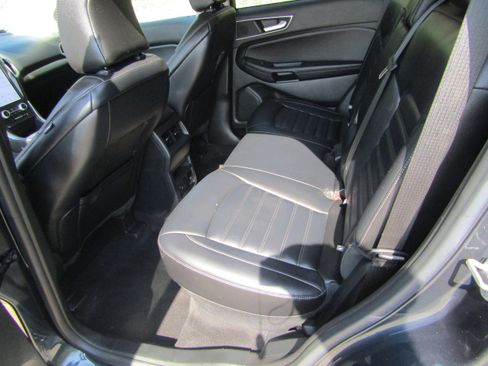 Certified 2023 Ford Edge SEL w/ Convenience Package image 16