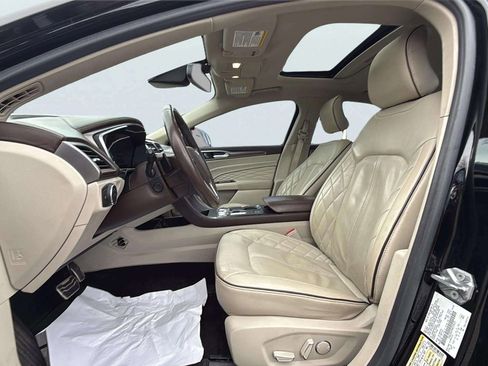 Used 2017 Ford Fusion Platinum image 19