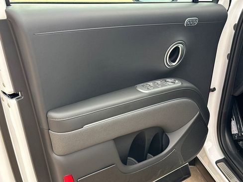 New 2026 Hyundai Palisade Calligraphy FWD image 11