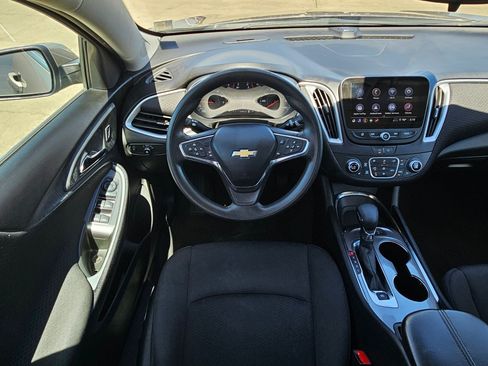 Used 2024 Chevrolet Malibu LT FWD image 28