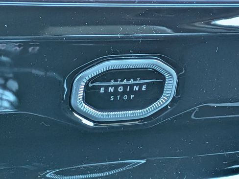 New 2026 Jeep Grand Cherokee 4WD image 13
