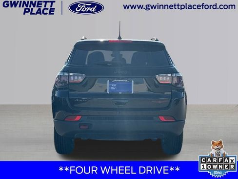 Used 2023 Jeep Compass Trailhawk image 6