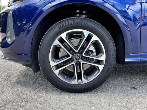 Certified 2025 Audi Q5 Premium w/ Premium Plus AWD/4WD image 13