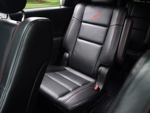 Used 2023 Dodge Durango GT RWD image 15