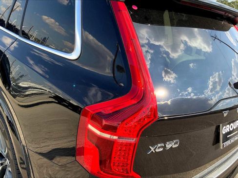 Used 2017 Volvo XC90 T6 Momentum w/ Vision Package image 28