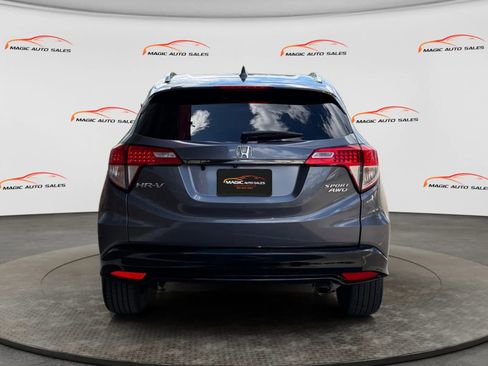Used 2022 Honda HR-V Sport image 9