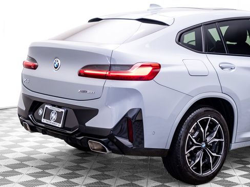 Certified 2025 BMW X4 xDrive30i w/ Premium Package AWD/4WD image 36
