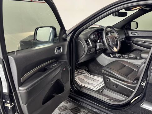 Used 2017 Dodge Durango GT w/ Premium Group RWD image 9