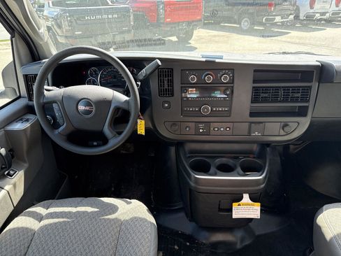 New 2025 GMC Savana 3500 w/ Power Convenience Package RWD image 20