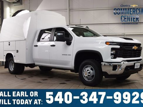 Used 2026 Chevrolet Silverado 3500 W/T w/ WT Convenience Package AWD/4WD image 1
