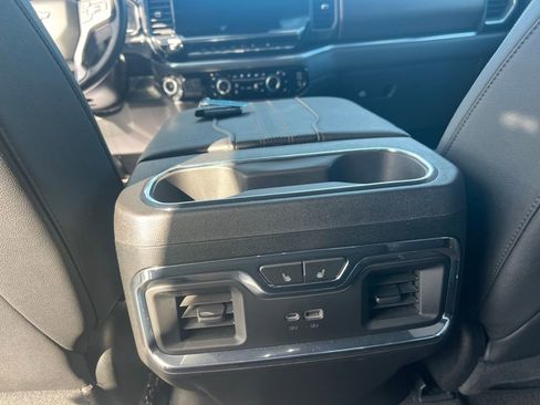 Used 2024 Chevrolet Silverado 1500 High Country w/ Technology Package image 24