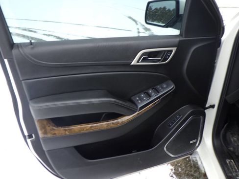 Used 2015 GMC Yukon Denali AWD/4WD image 4