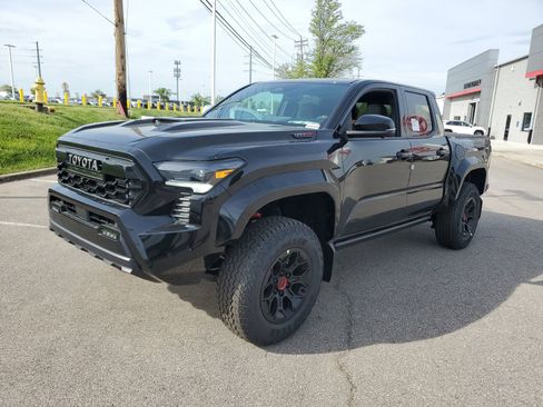 New 2026 Toyota Tacoma TRD Pro AWD/4WD image 2