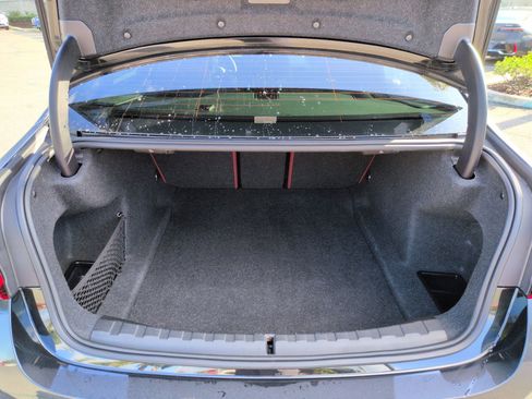 Certified 2023 BMW 330i Sedan w/ Premium Package image 32