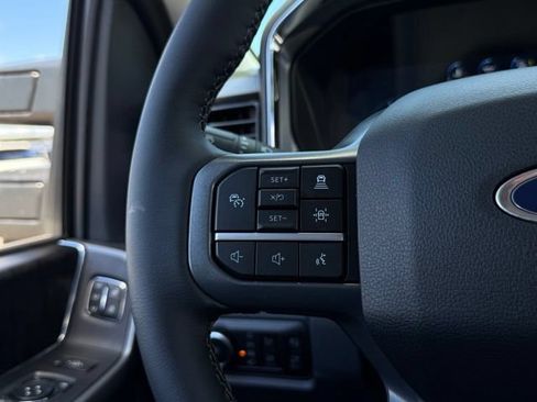 Used 2026 Ford F250 Lariat w/ Black Appearance Package AWD/4WD image 10
