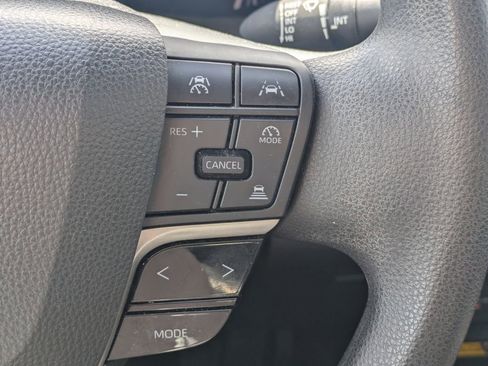 Used 2025 Toyota Camry LE image 25