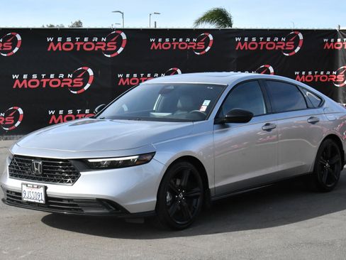 Used 2024 Honda Accord Sport image 3