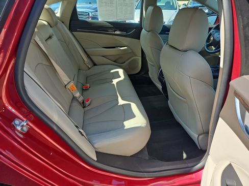 Used 2018 Buick LaCrosse Essence FWD image 16