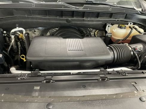 Certified 2021 Chevrolet Suburban High Country AWD/4WD image 30