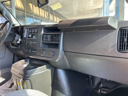New 2025 Chevrolet Express 3500 w/ Power Convenience Package image 27