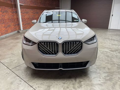 Used 2026 BMW X3 xDrive30i w/ Premium Package AWD/4WD image 7