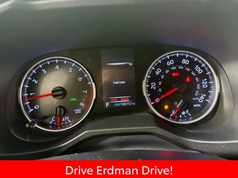 Used 2021 Toyota RAV4 XLE FWD image 17