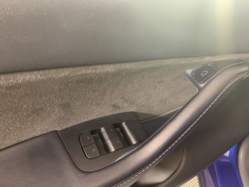 Used 2022 Tesla Model Y Performance image 14