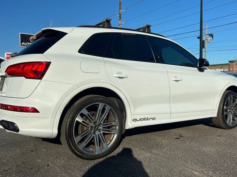 Used 2019 Audi SQ5 Premium Plus w/ Premium Plus Package image 8