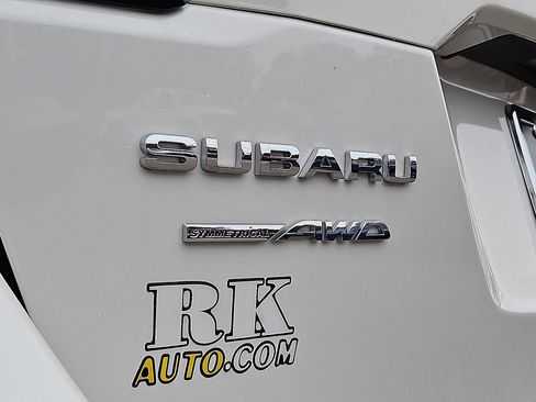 Certified 2025 Subaru Outback Limited image 35