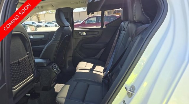 Used 2026 Volvo XC40 B5 Plus AWD/4WD image 9