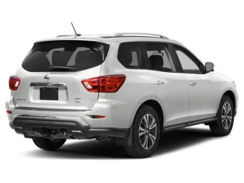 Used 2019 Nissan Pathfinder SL w/ SL Premium Package FWD image 2