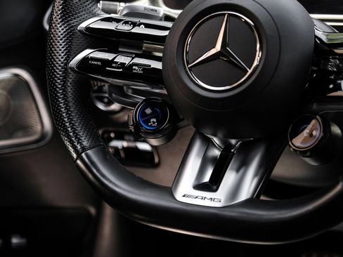 Used 2024 Mercedes-Benz C 63 AMG S image 21