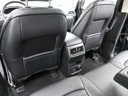 Used 2022 Ford Edge SEL w/ Convenience Package AWD/4WD image 26