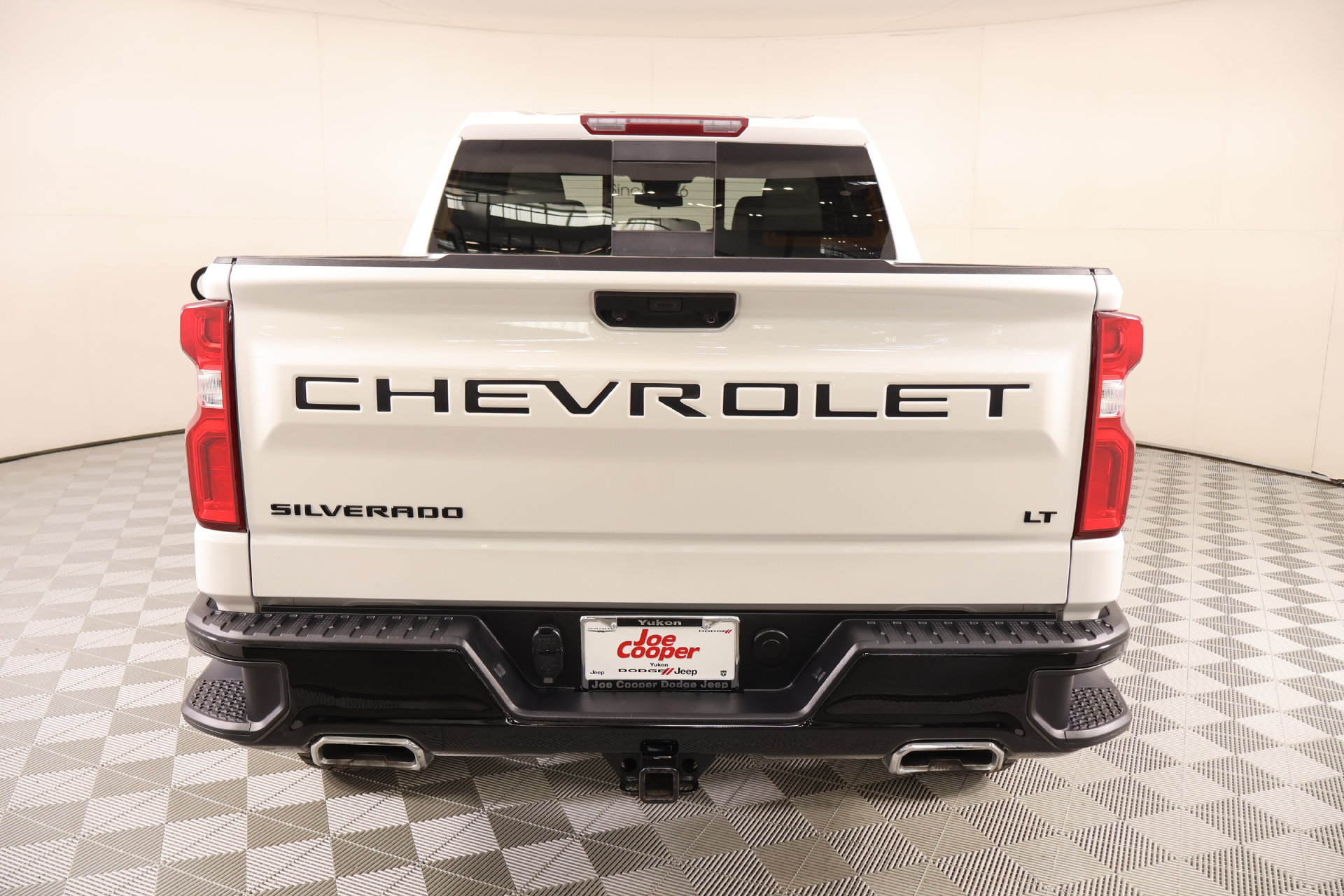 Used 2024 Chevrolet Silverado 1500 LT Trail Boss w/ Convenience Package II AWD/4WD image 22