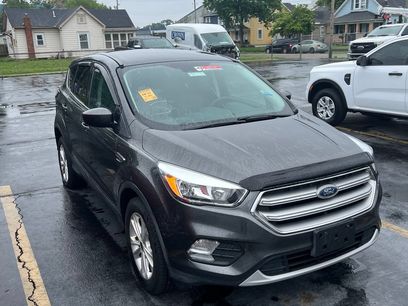 Used 2017 Ford Escape SE w/ SE Cold Weather Package