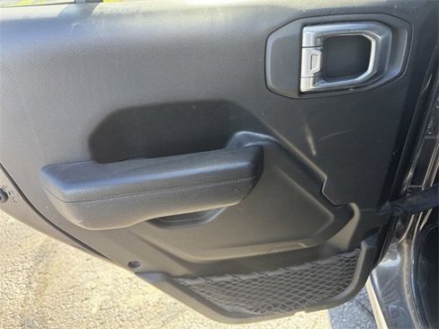 Certified 2022 Jeep Wrangler Unlimited Sport image 17