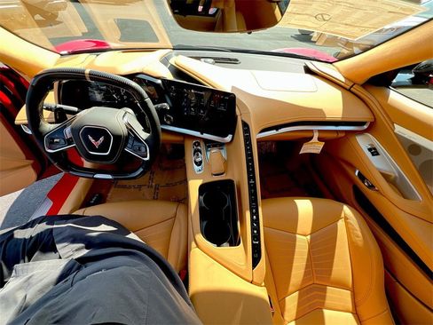 New 2025 Chevrolet Corvette E-Ray image 18