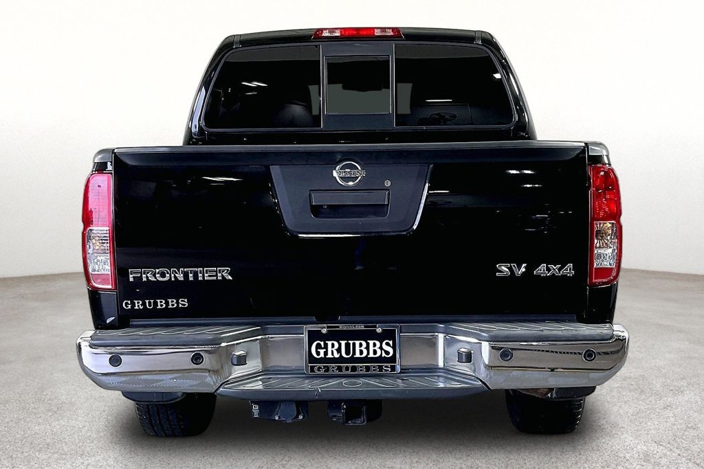 Used 2014 Nissan Frontier SV w/ SV Value Truck Package AWD/4WD image 5