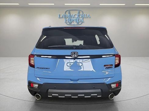 Used 2024 Honda Passport TrailSport image 5