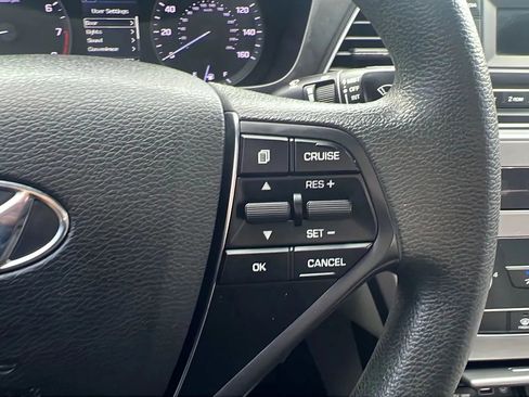 Used 2016 Hyundai Sonata SE image 15