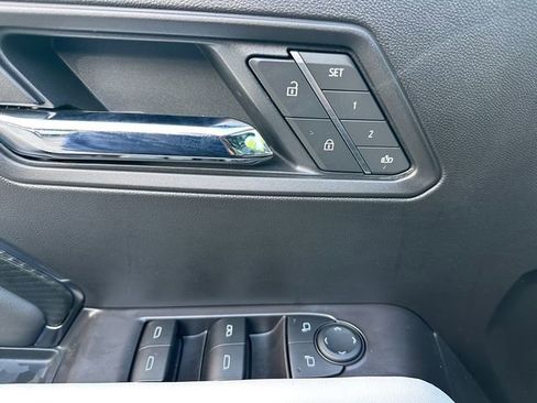 New 2025 GMC Canyon AT4 w/ AT4X Package image 25