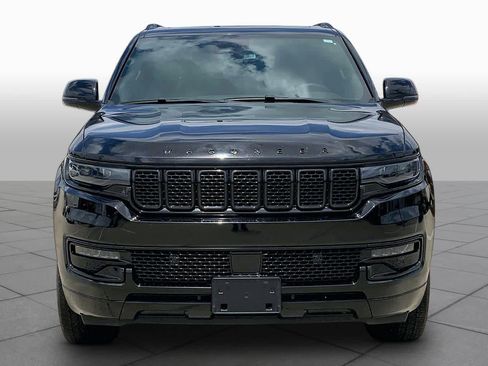Used 2023 Jeep Wagoneer Series II RWD image 4