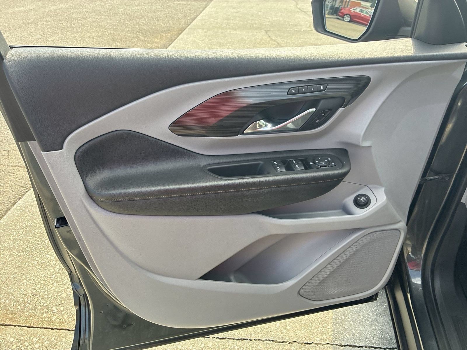 Used 2021 GMC Terrain SLT FWD image 21