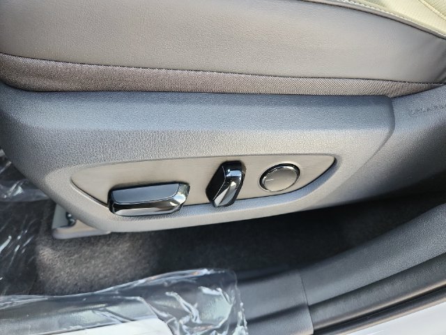 Used 2025 Lexus TX 350 AWD w/ Technology Package image 12