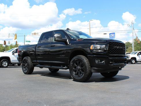 Used 2024 RAM 2500 Big Horn w/ Night Edition image 7