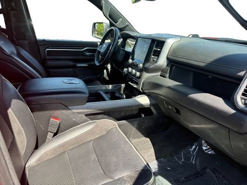 Used 2024 RAM 1500 Laramie AWD/4WD image 20