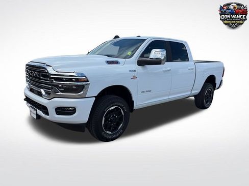 Used 2026 RAM 2500 Laramie AWD/4WD image 1