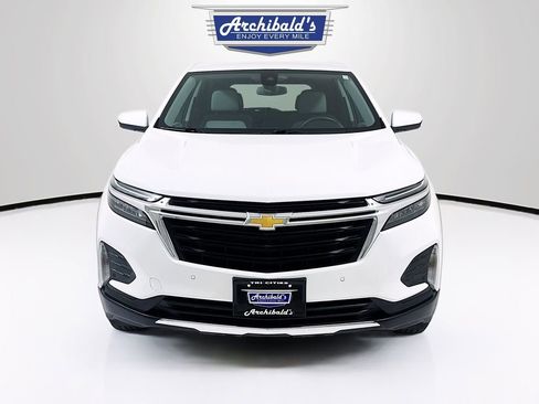 Used 2024 Chevrolet Equinox LT image 2
